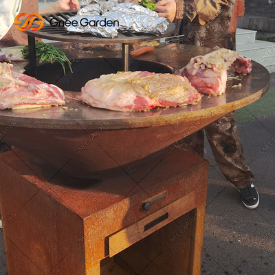 BBQ 그릴 녹 도료와 코르텐 강 야외 요리 그릴 방화정은 바깥에서 먹습니다