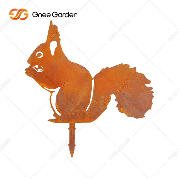 코르텐 강은 정원 장식을 위한 코르텐 강 상을 꾸밉니다