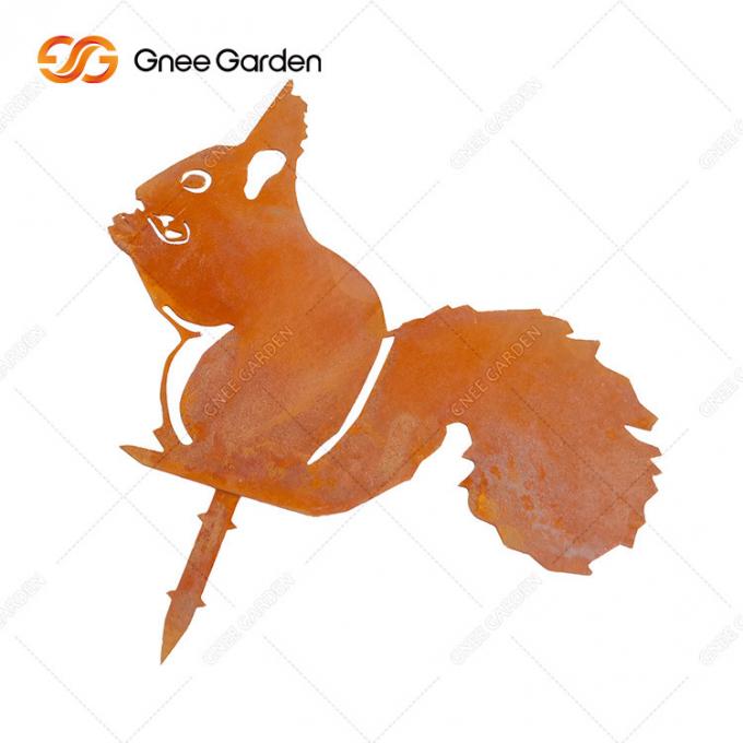 코르텐 강은 정원 장식을 위한 코르텐 강 상을 꾸밉니다